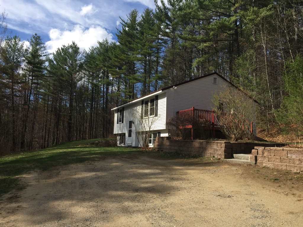 111 Old Shaker Road Loudon, NH 03307 - Photo 2 of 10