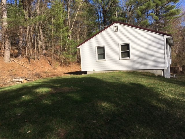 111 Old Shaker Road Loudon, NH 03307 - Photo 7 of 10