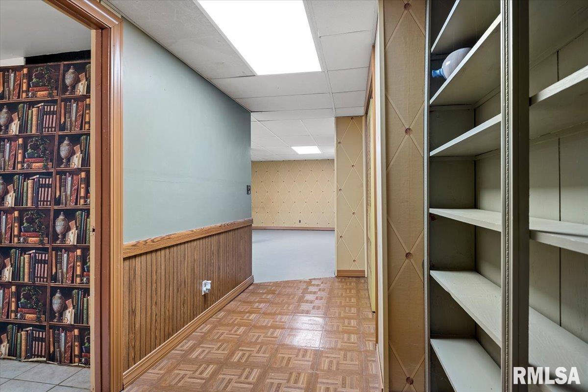 9 Oakwood Drive Springfield, IL 62629 - Photo 57 of 89