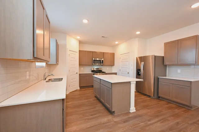 $2,275 | 5203 Cothron Drive, White House, TN 37188