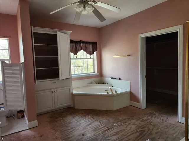 $749,900 | 180 Shady Shores Drive, Mabank, TX 75156