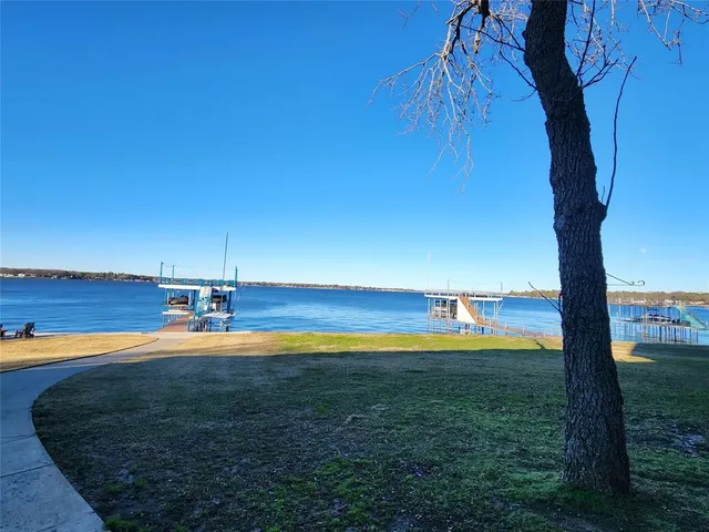 $749,900 | 180 Shady Shores Drive, Mabank, TX 75156