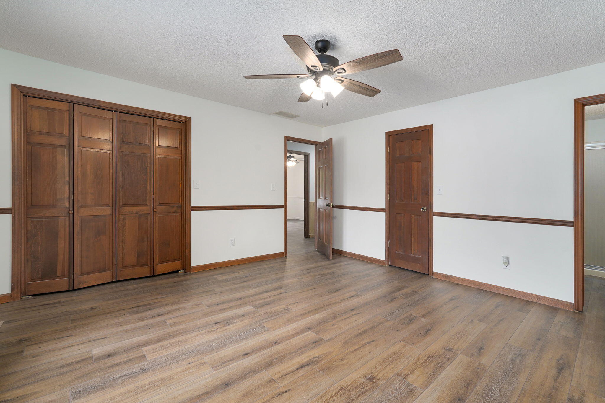 515 East Cardinal Street Springfield, MO 65810 - Photo 28 of 58 515 E Cardinal St-25
