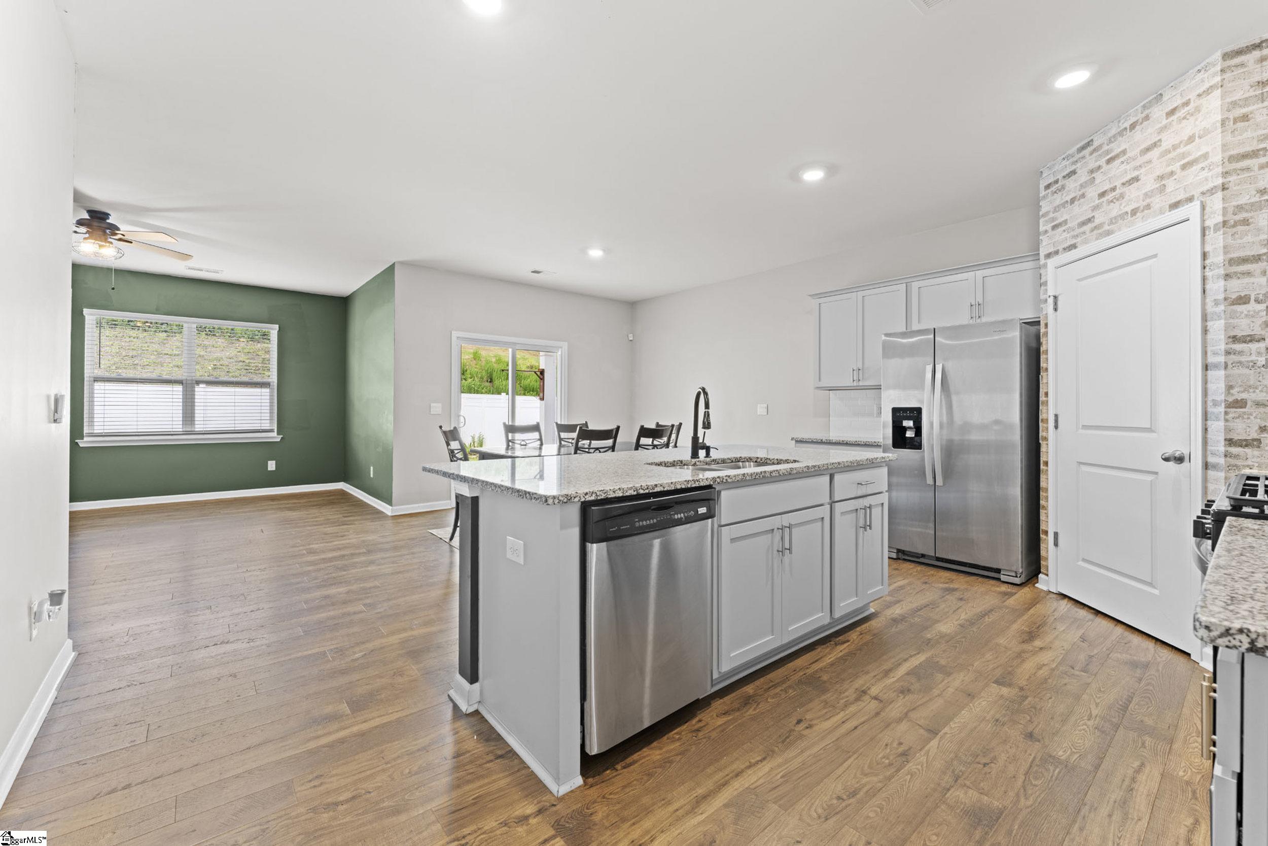 63 Oak Edge Lane Greer, SC 29651 - Photo 7 of 41