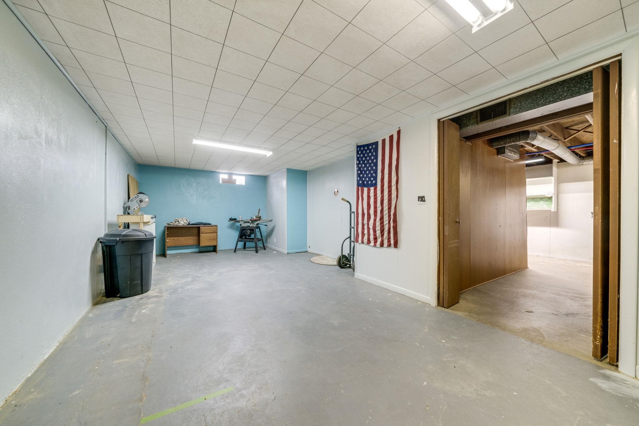 301 Barbara Street Mount Morris, IL 61054 - Photo 23 of 36 a view of a livingroom with a staircase