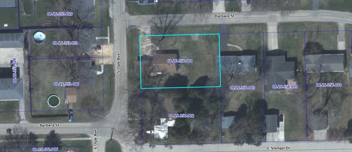 301 Barbara Street Mount Morris, IL 61054 - Photo 36 of 36 a bathroom with a shower