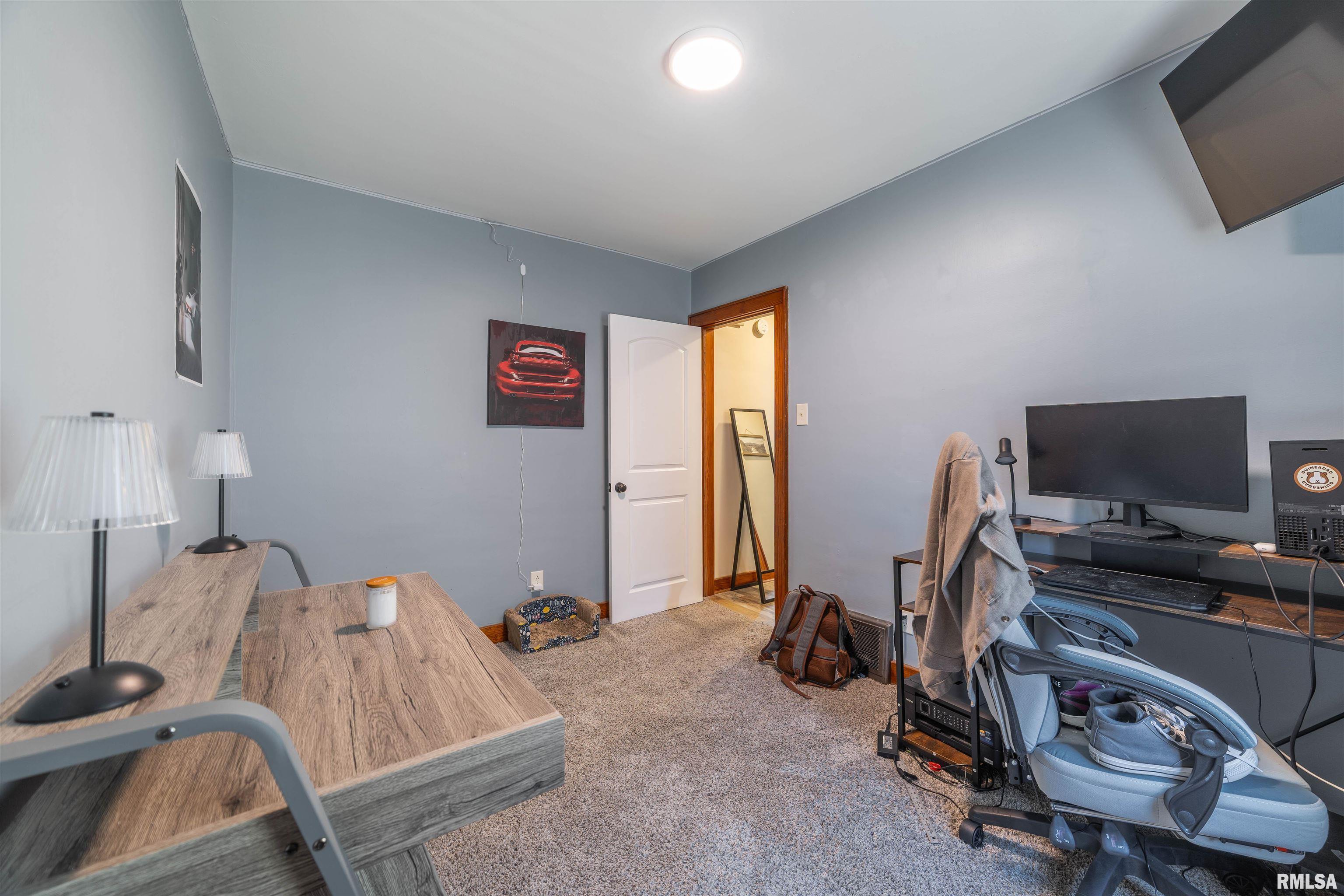 1633 Spruce Street Quincy, IL 62301 - Photo 14 of 22