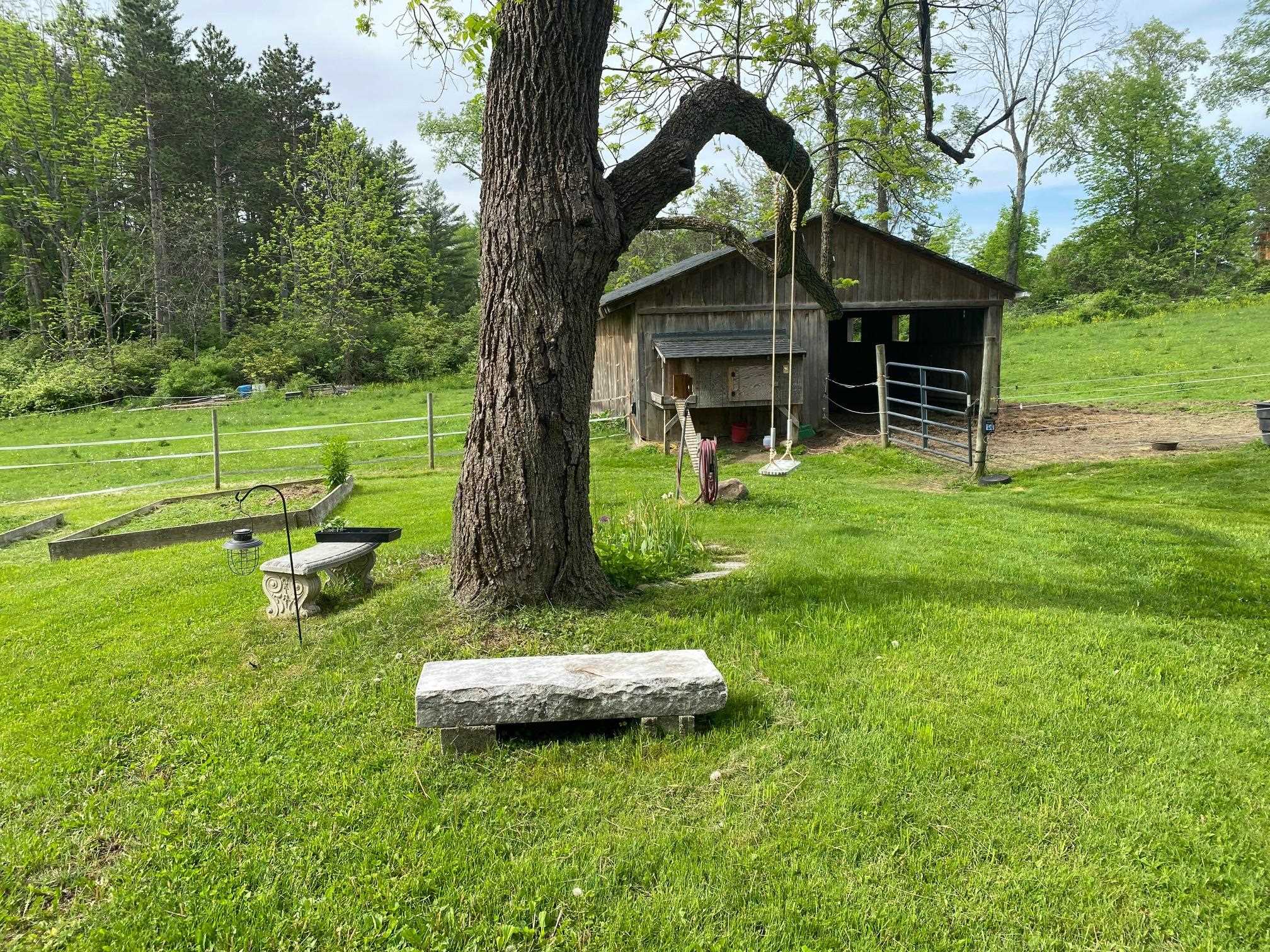 106 Rollin Road North Bennington, VT 05257 - Photo 8 of 29 Gallery Image 8