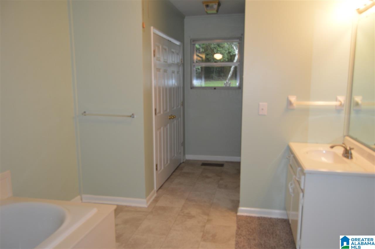 9344 Central Road Warrior, AL 35180 - Photo 34 of 39