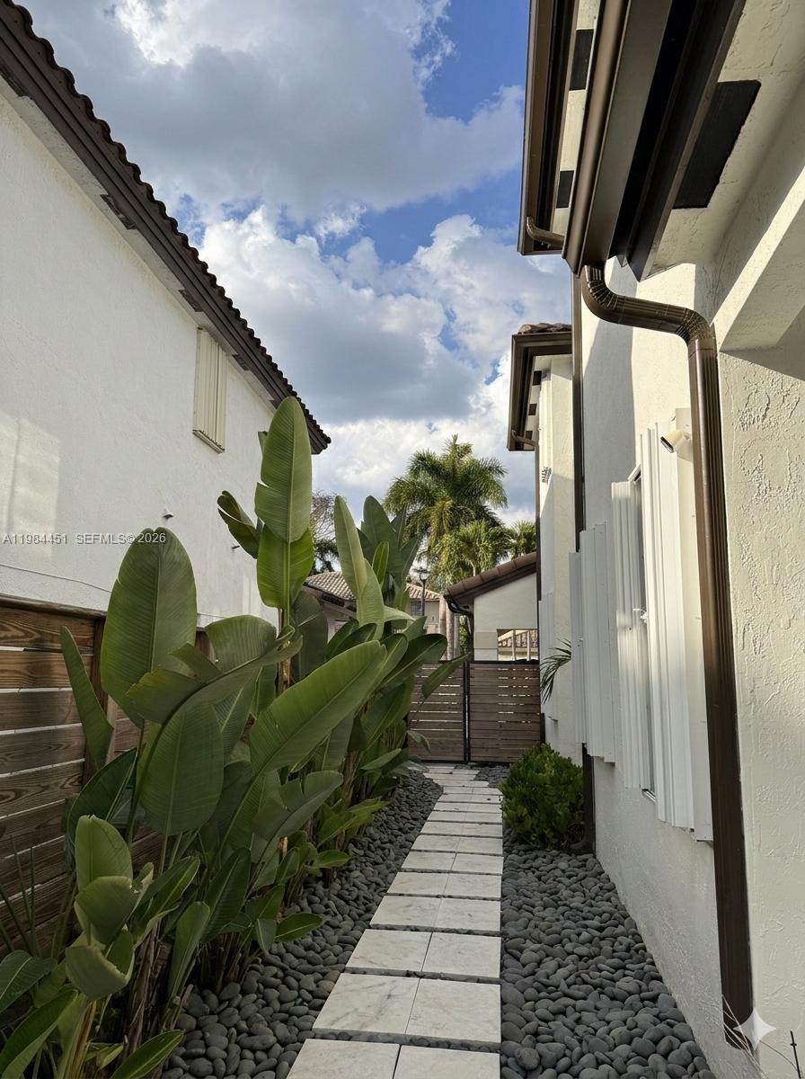 16364 Southwest 63rd Terrace Miami, FL 33193 - Photo 15 of 20 a view of a corridor