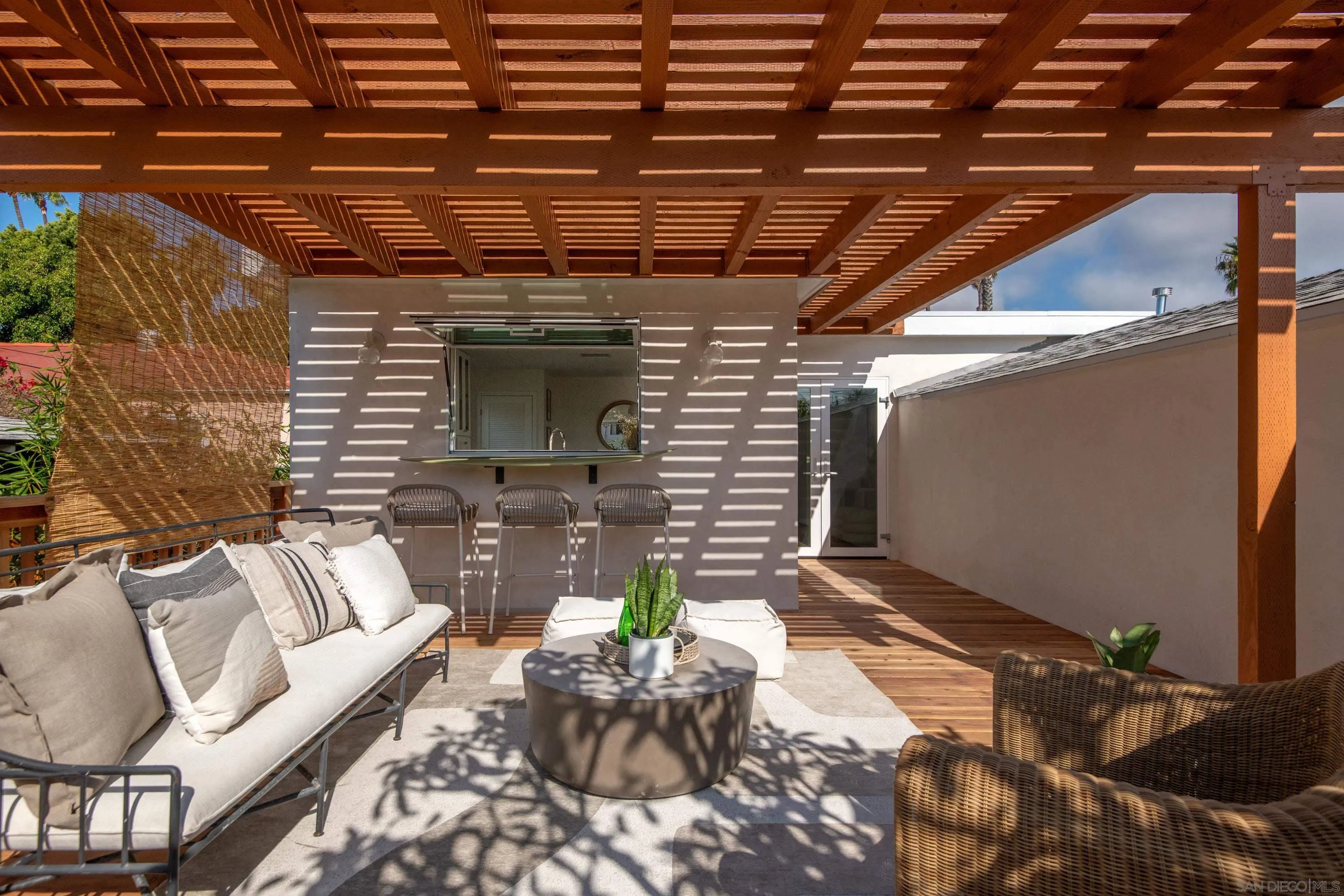1025 Wilbur Avenue San Diego, CA 92109 - Photo 16 of 52 a view of couches in the patio
