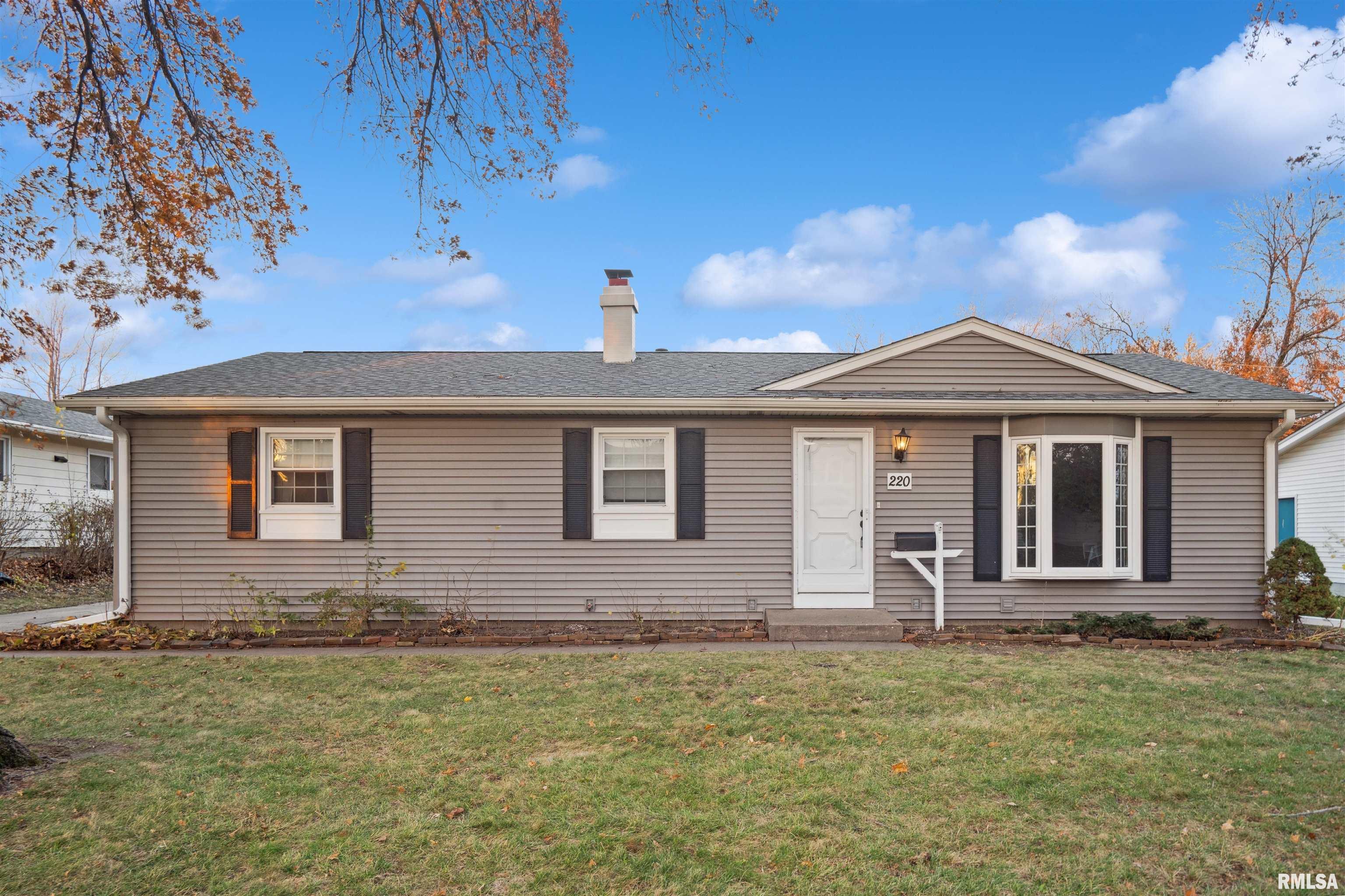 220 Westerfield Road Davenport, IA 52806 - Photo 1 of 22 Gallery Image 1