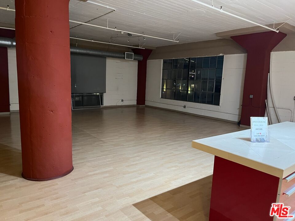 1855 Industrial Street, Unit 509 Los Angeles, CA 90021 - Photo 9 of 19 a view of a storage & utility room
