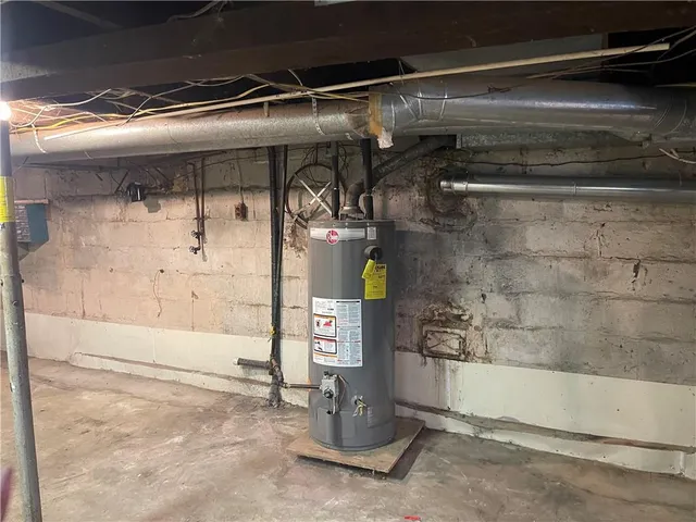 $49,900 | 309 Highway 66, Leechburg, PA 15656