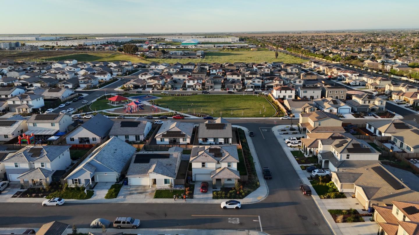 2121 Stagecoach Road Patterson, CA 95363 - Photo 7 of 35