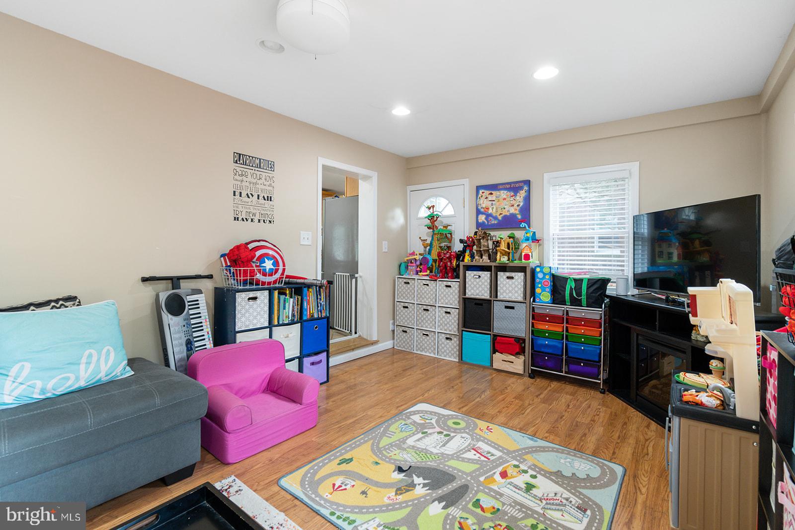 3 Holbrook Road Havertown, PA 19083 - Photo 10 of 27 Gallery Image 10
