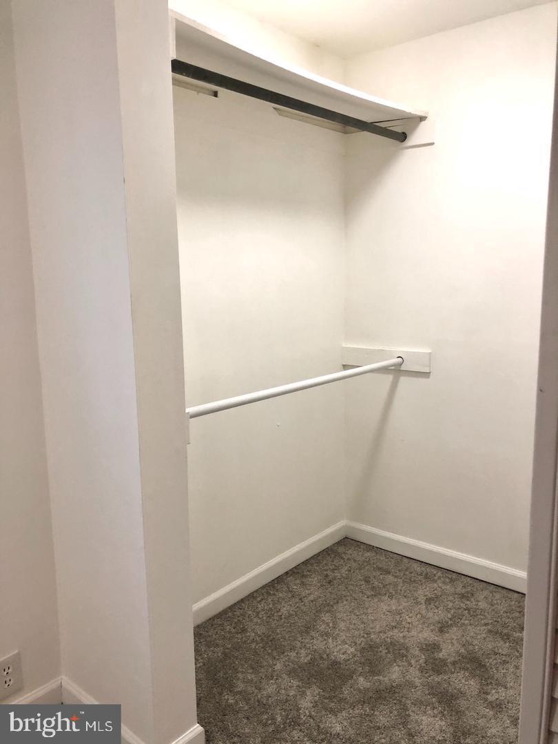 114 River Road Edgewater, MD 21037 - Photo 18 of 33 Primary Suite w/ walk in