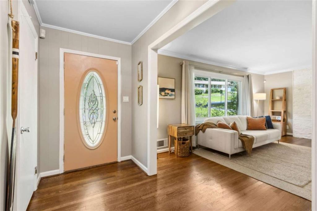 3362 Northbrook Drive Atlanta, GA 30340 - Photo 6 of 55 a living room with furniture and a large window