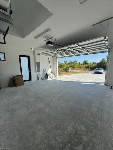 $2,600 | 517 Johns Avenue, Lehigh Acres, FL 33972