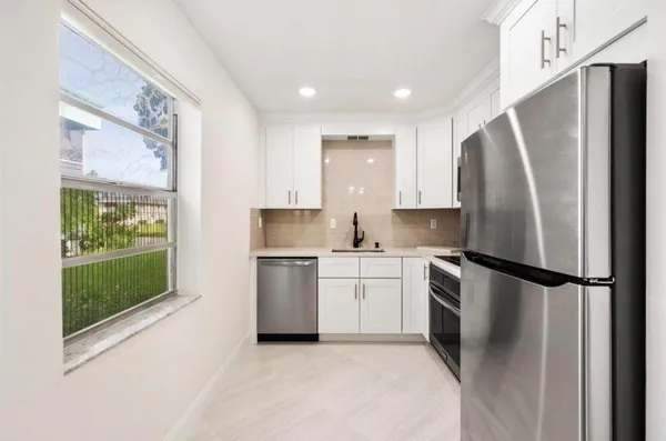 $1,950 | 401 Monaco Way, Unit 401, Delray Beach, FL 33446