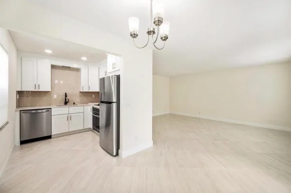 $1,950 | 401 Monaco Way, Unit 401, Delray Beach, FL 33446