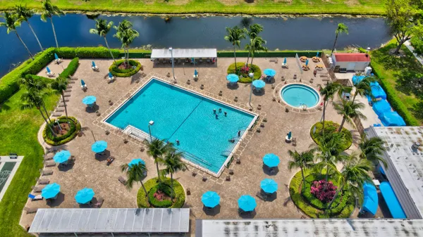 $1,950 | 401 Monaco Way, Unit 401, Delray Beach, FL 33446