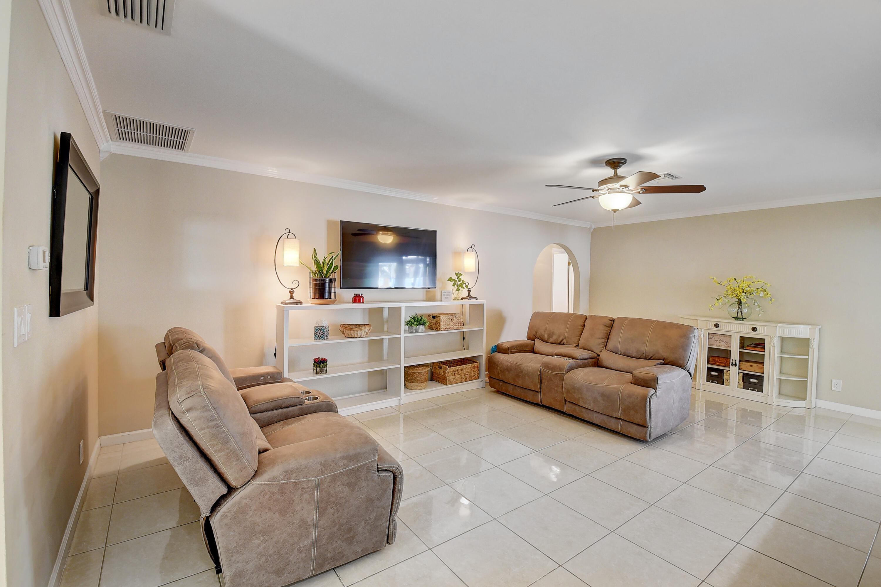 30 Pinehurst Lane Boca Raton, FL 33431 - Photo 13 of 35 Family room