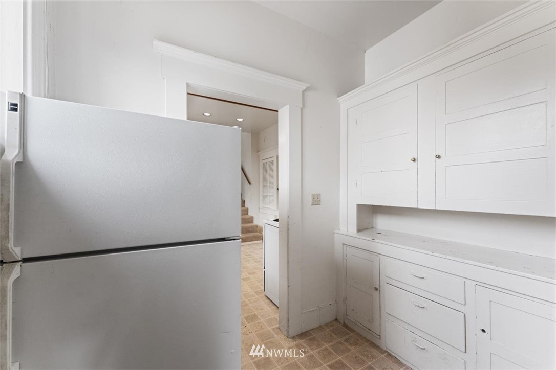 1608 North 50th Street Seattle, WA 98103 - Photo 11 of 27 Gallery Image 11