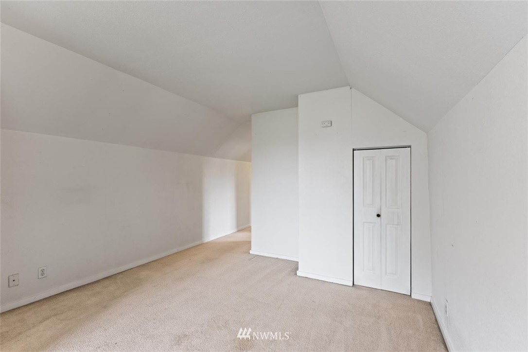 1608 North 50th Street Seattle, WA 98103 - Photo 17 of 27 Gallery Image 17