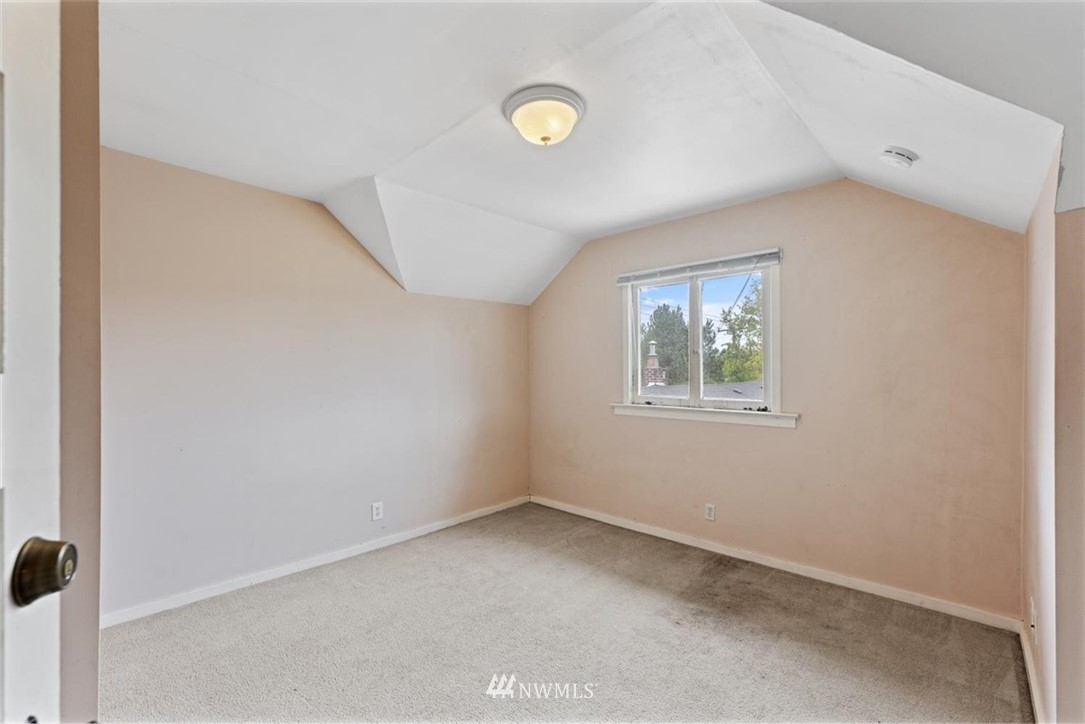 1608 North 50th Street Seattle, WA 98103 - Photo 19 of 27 Gallery Image 19