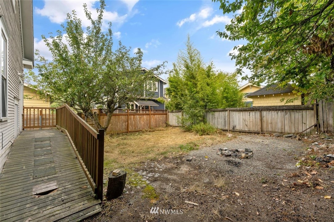 1608 North 50th Street Seattle, WA 98103 - Photo 24 of 27 Gallery Image 24