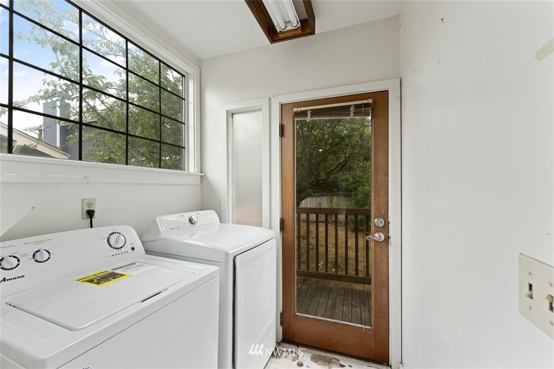 1608 North 50th Street Seattle, WA 98103 - Photo 10 of 27 Gallery Image 10