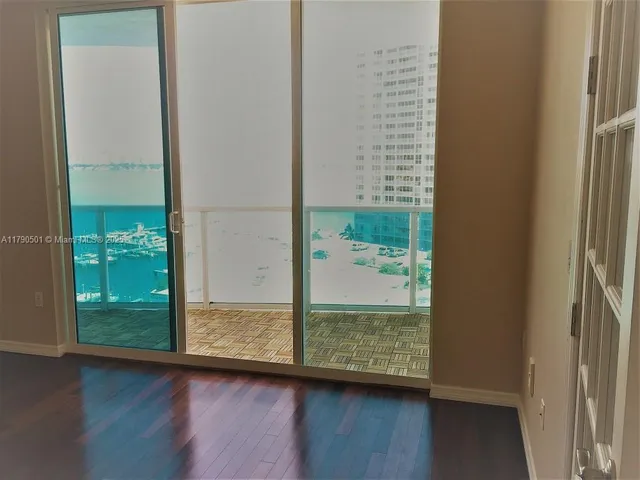 $519,000 | 1881 79th Street Causeway, Unit 1106, North Bay Village, FL 33141