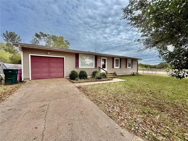 $99,000 | 1408 Richard Avenue, Parsons, KS 67357