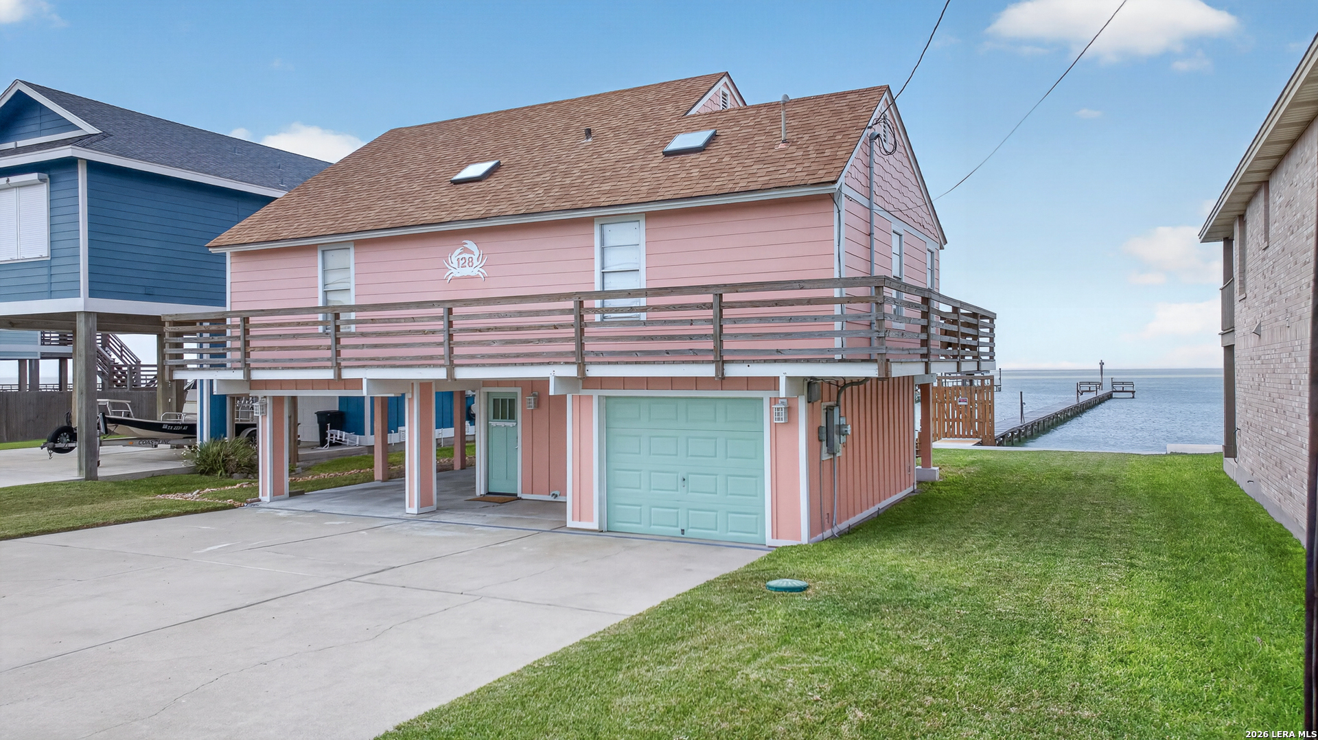 128 Copano Ridge Road Rockport, TX 78382 - Photo 4 of 36