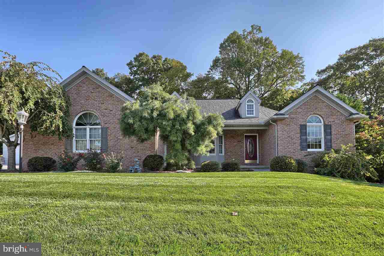 1365 Carriage House Road Middletown, PA 17057 - Photo 1 of 25 Gallery Image 1