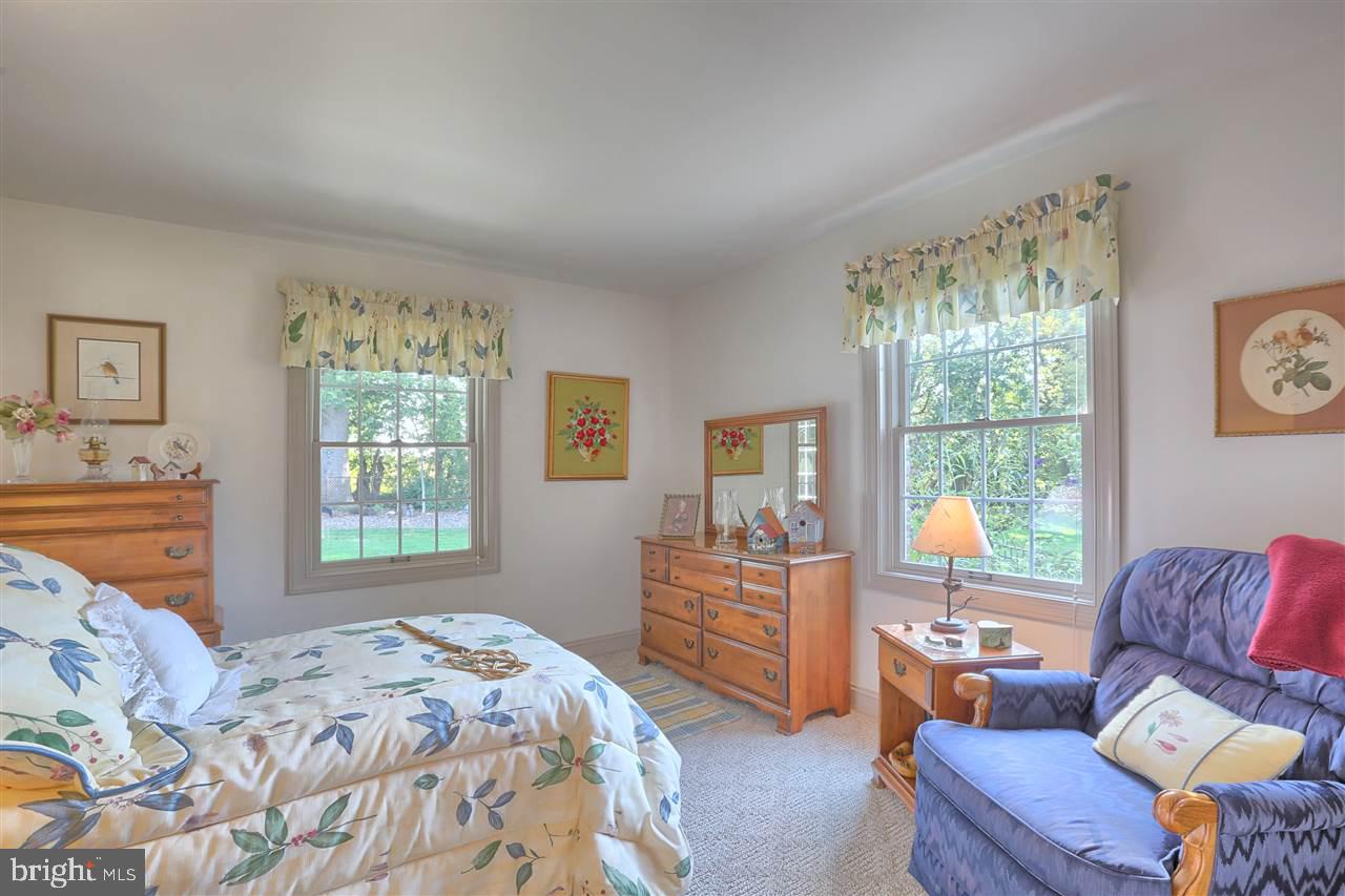 1365 Carriage House Road Middletown, PA 17057 - Photo 17 of 25 Gallery Image 17