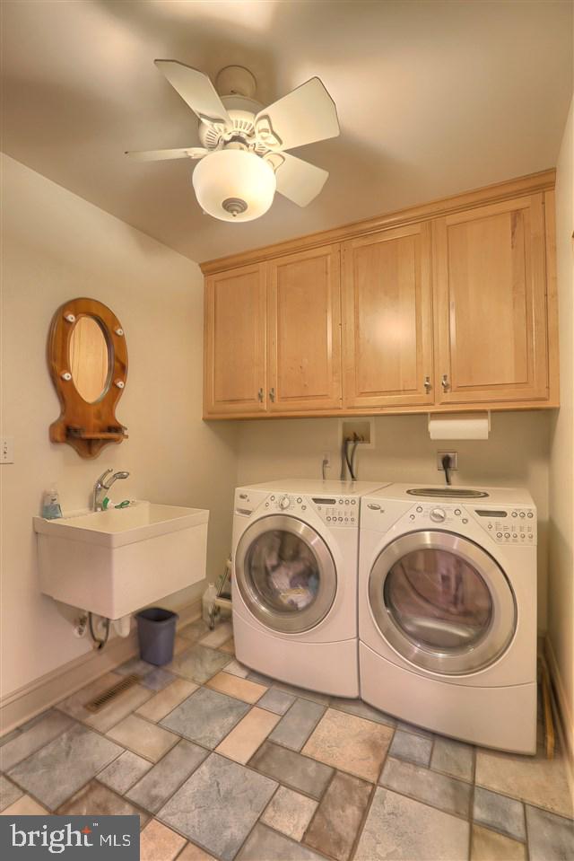 1365 Carriage House Road Middletown, PA 17057 - Photo 19 of 25 Gallery Image 19