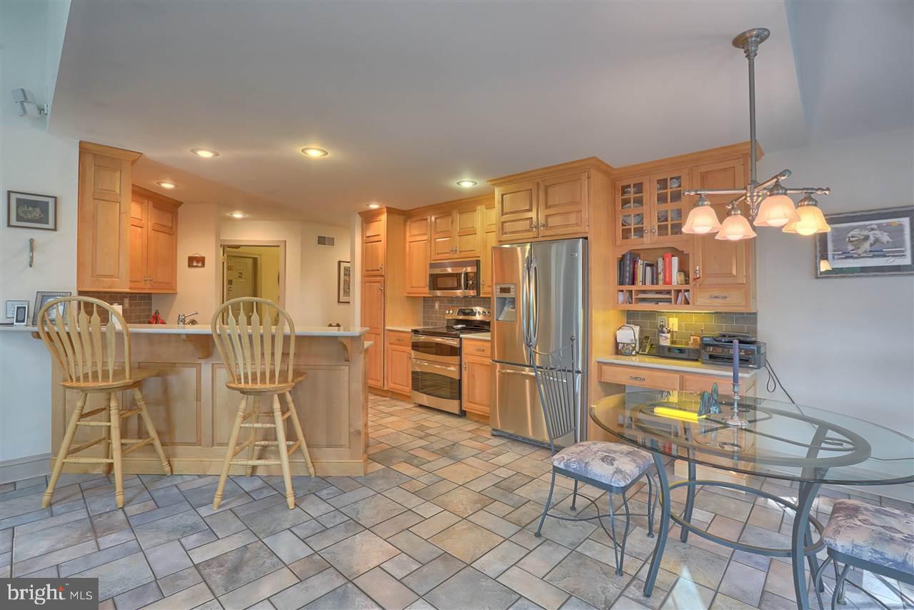 1365 Carriage House Road Middletown, PA 17057 - Photo 8 of 25 Gallery Image 8