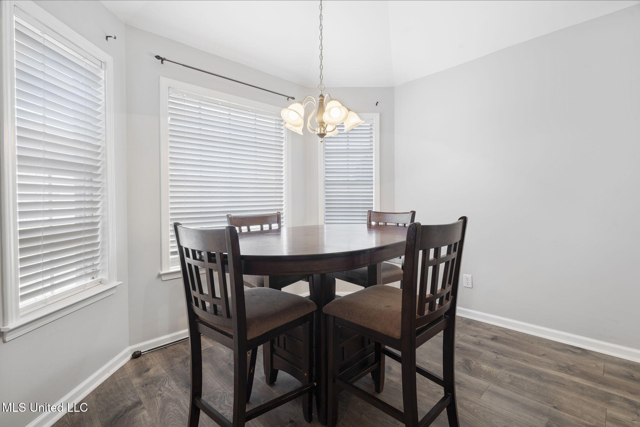 7868 Plantation Ridge Cove Olive Branch, MS 38654 - Photo 13 of 30 13-web-or-mls-7868 Plantation Ridge-12