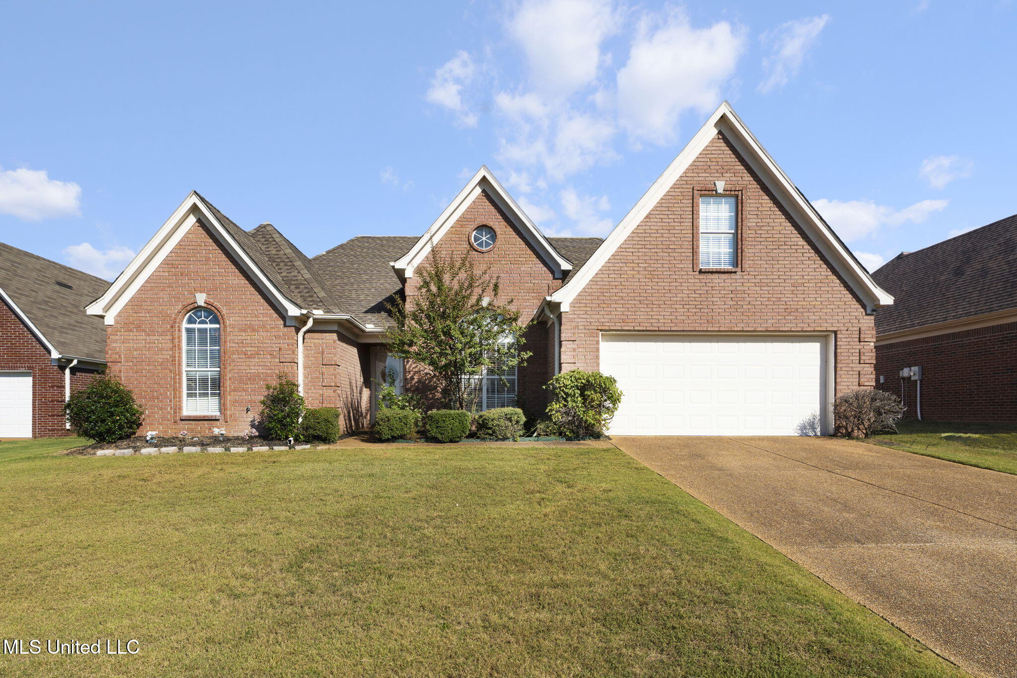 7868 Plantation Ridge Cove Olive Branch, MS 38654 - Photo 2 of 30 2-web-or-mls-7868 Plantation Ridge-01