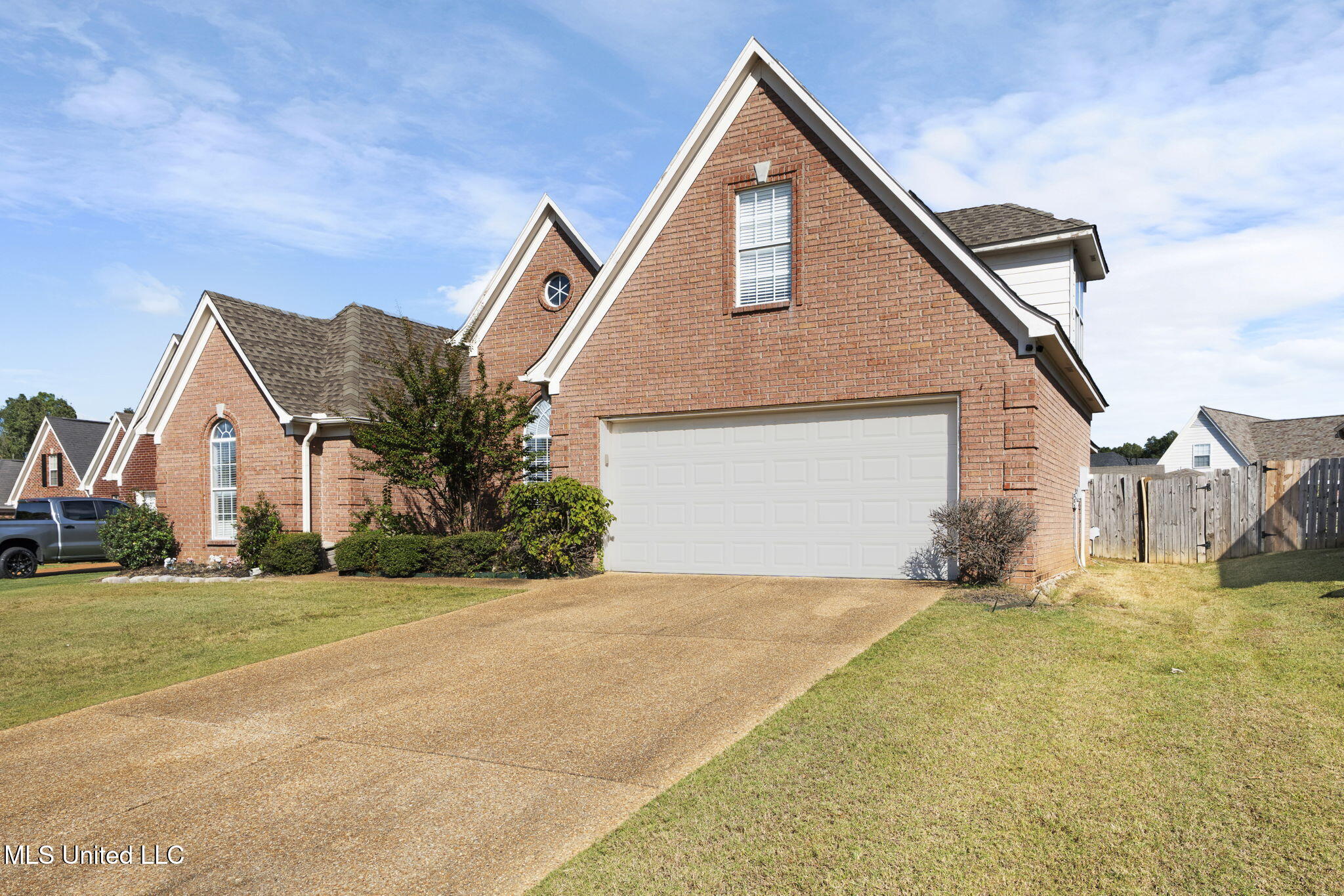 7868 Plantation Ridge Cove Olive Branch, MS 38654 - Photo 4 of 30 4-web-or-mls-7868 Plantation Ridge-03