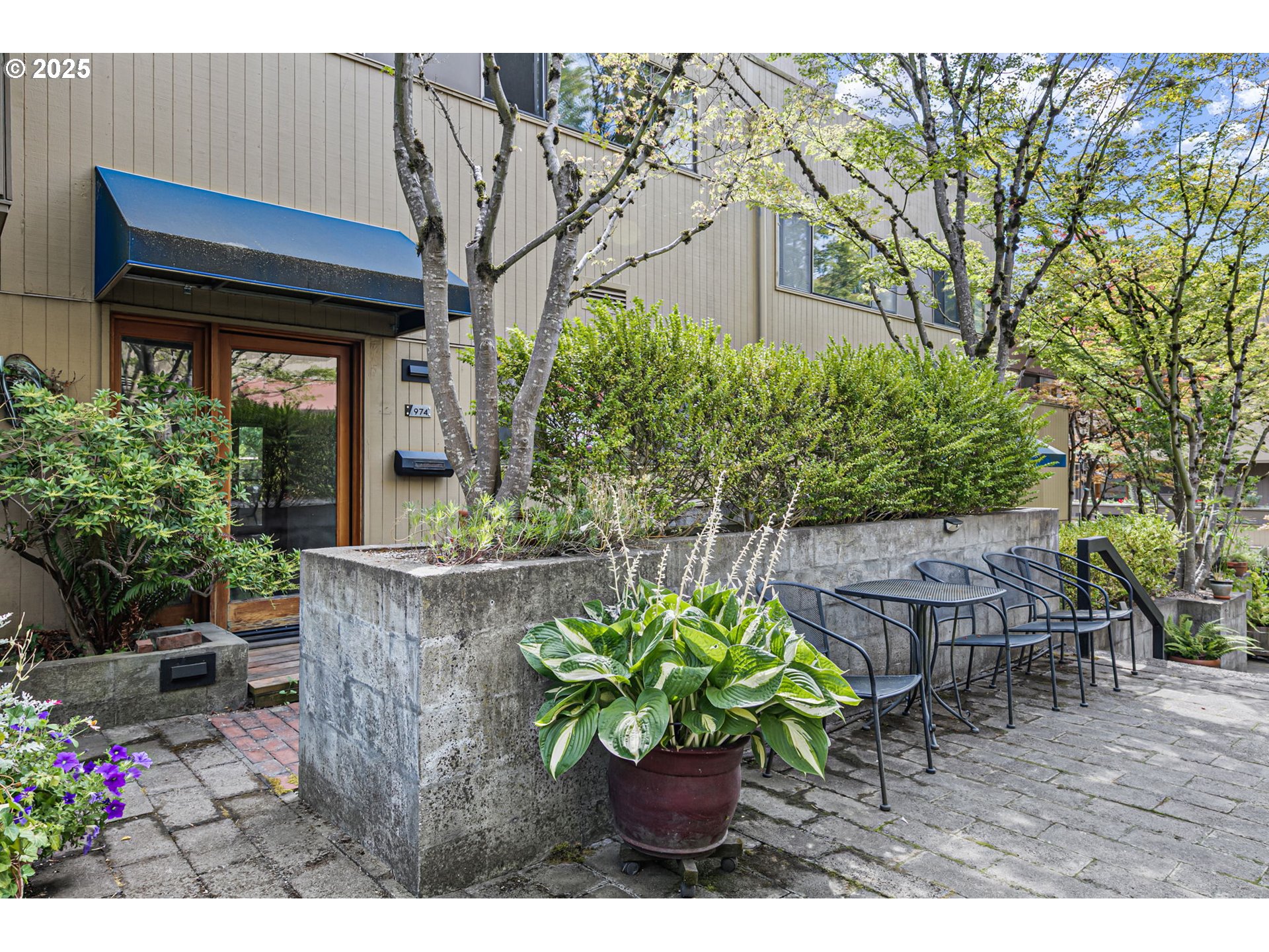 974 Lincoln Street Eugene, OR 97401 - Photo 1 of 44