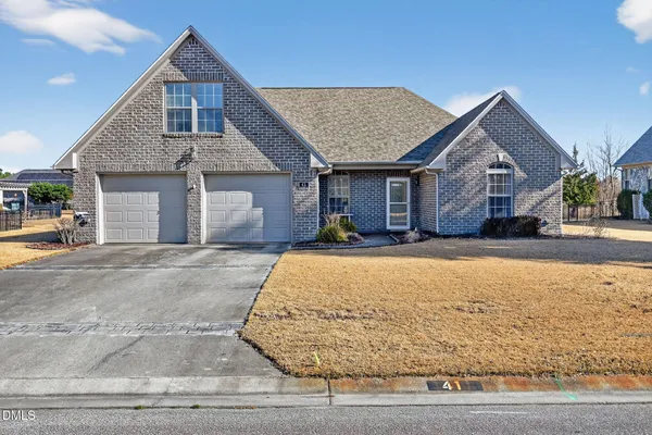 $419,000 | 41 Windsor Court, Hampstead, NC 28443