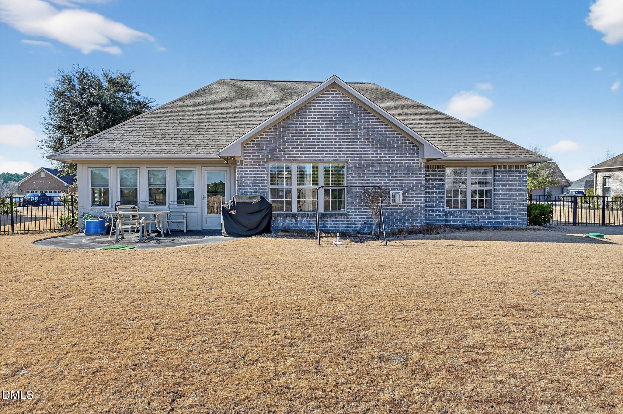 41 Windsor Court Hampstead, NC 28443 - Photo 29 of 30 04_41_Windsor_Ct_Hampstead_NC_28443-Exte