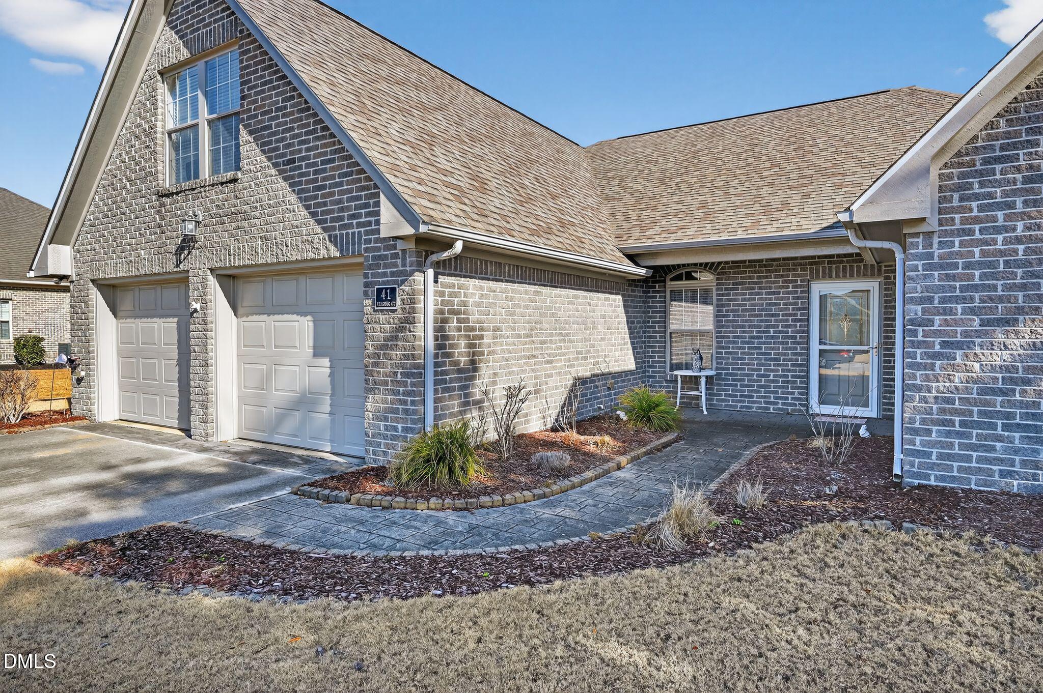 41 Windsor Court Hampstead, NC 28443 - Photo 3 of 30 05_41_Windsor_Ct_Hampstead_NC_28443-Exte