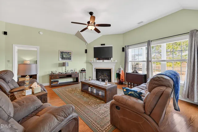 $435,000 | 41 Windsor Court, Hampstead, NC 28443