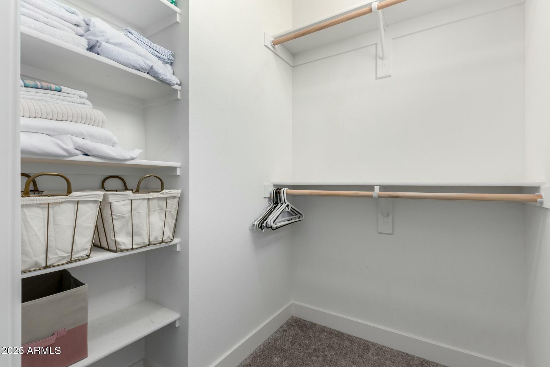 2511 West Queen Creek Road, Unit 262 Chandler, AZ 85248 - Photo 19 of 46 Maste Walkin