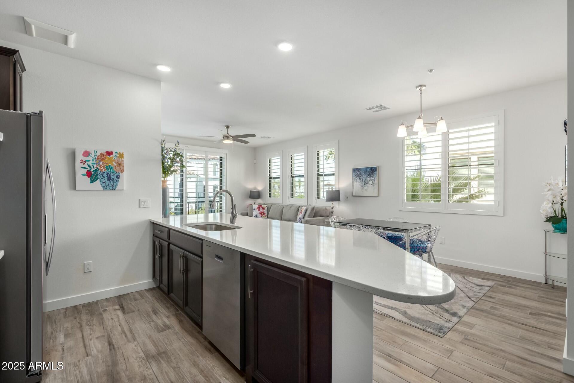 2511 West Queen Creek Road, Unit 262 Chandler, AZ 85248 - Photo 5 of 46 Kitchen Island