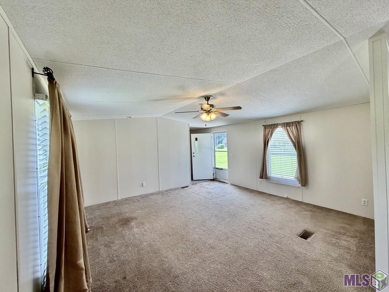 44126 Loop Road Prairieville, LA 70769 - Photo 4 of 14 Gallery Image 4